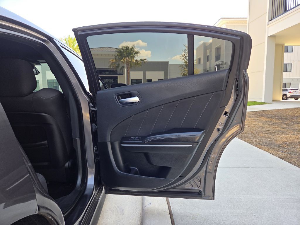 2022 Dodge Charger Image 40