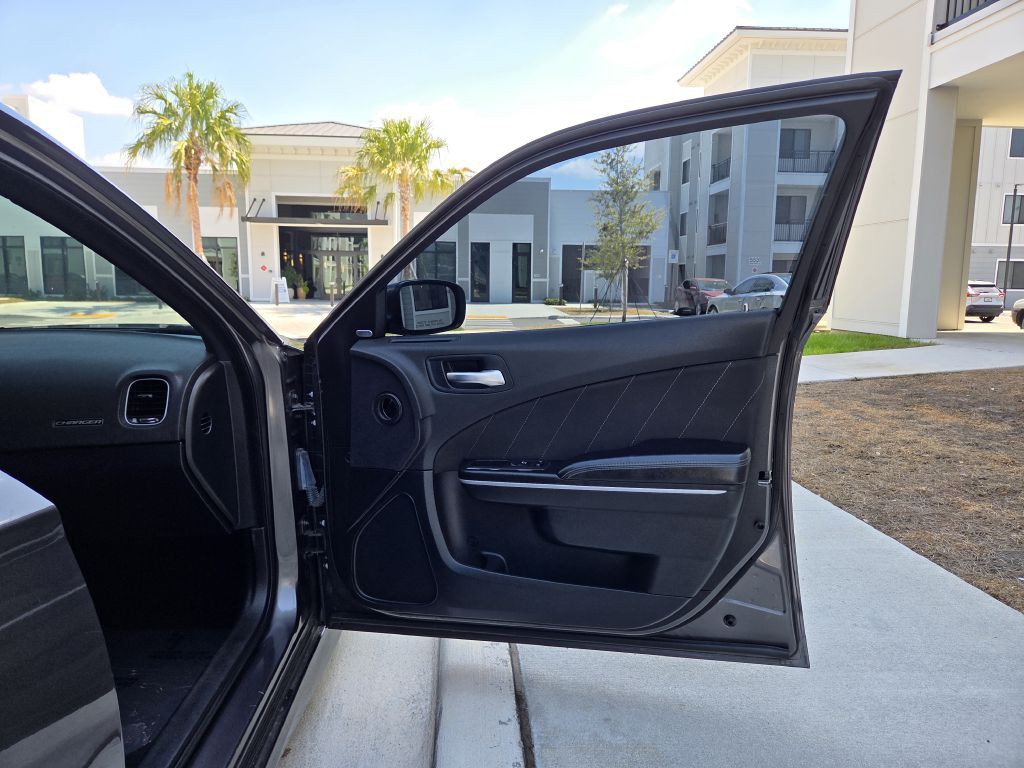 2022 Dodge Charger Image 43