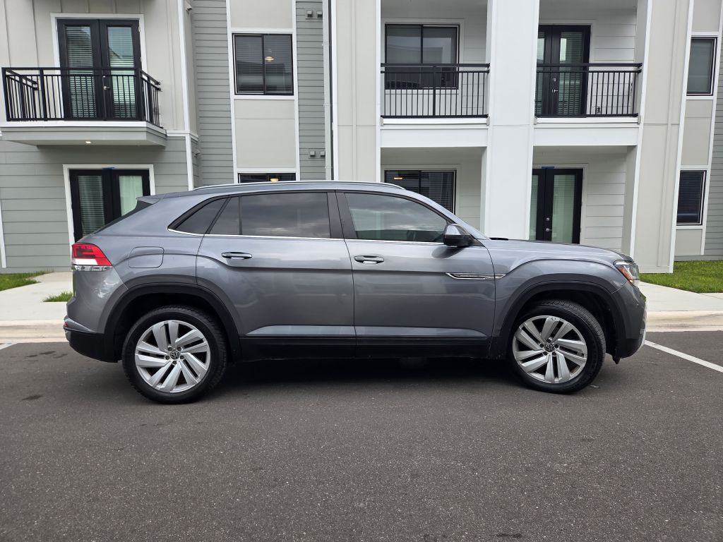 2020 Volkswagen Atlas Cross Sport Image 5