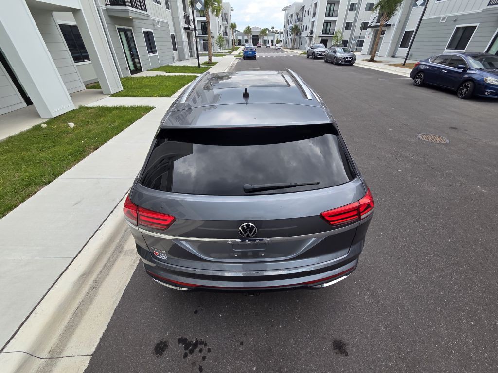 2020 Volkswagen Atlas Cross Sport Image 8