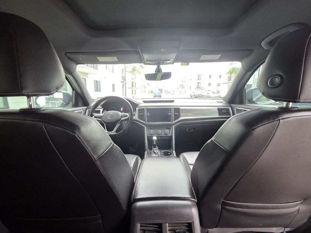 2020 Volkswagen Atlas Cross Sport Image 17