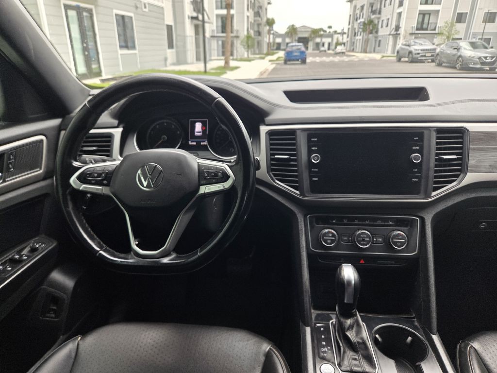 2020 Volkswagen Atlas Cross Sport Image 21