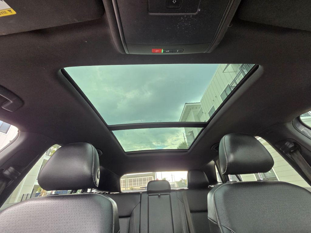 2020 Volkswagen Atlas Cross Sport Image 33