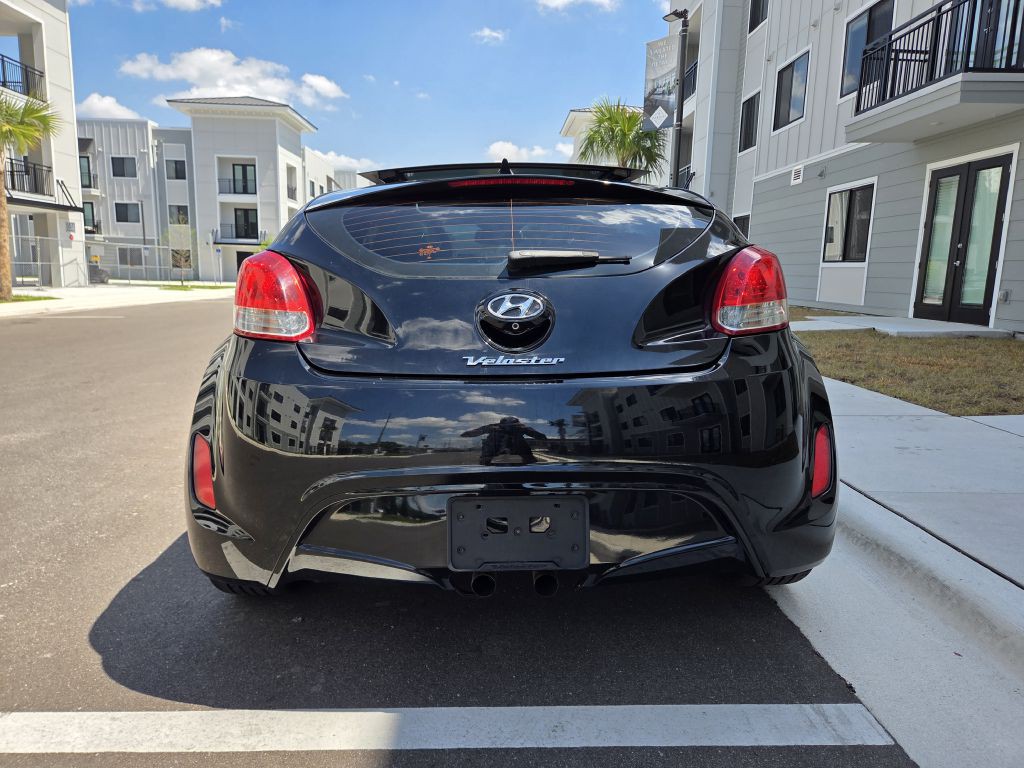 2014 Hyundai Veloster Image 7