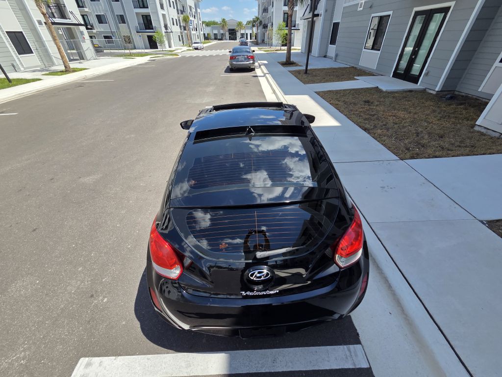 2014 Hyundai Veloster Image 8