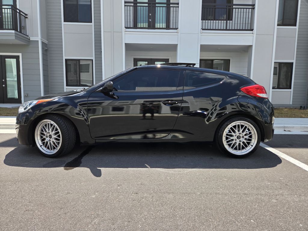 2014 Hyundai Veloster Image 13