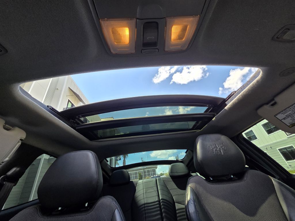 2014 Hyundai Veloster Image 22