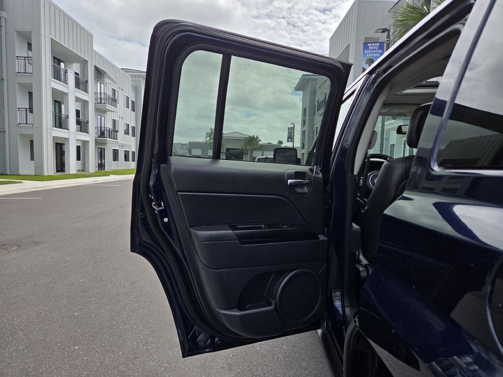 2015 Jeep Patriot Image 38