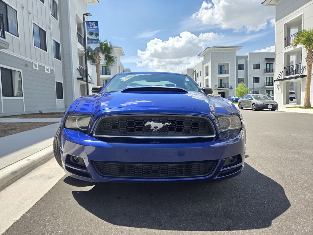 2014 Ford Mustang Image 2