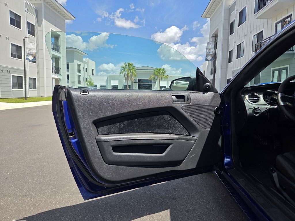 2014 Ford Mustang Image 18