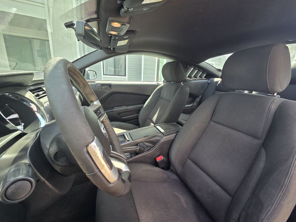 2014 Ford Mustang Image 20