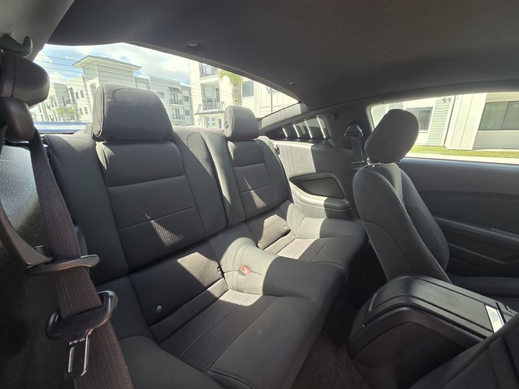 2014 Ford Mustang Image 25