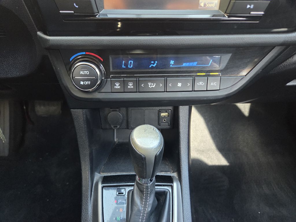 2014 Toyota Corolla Image 23