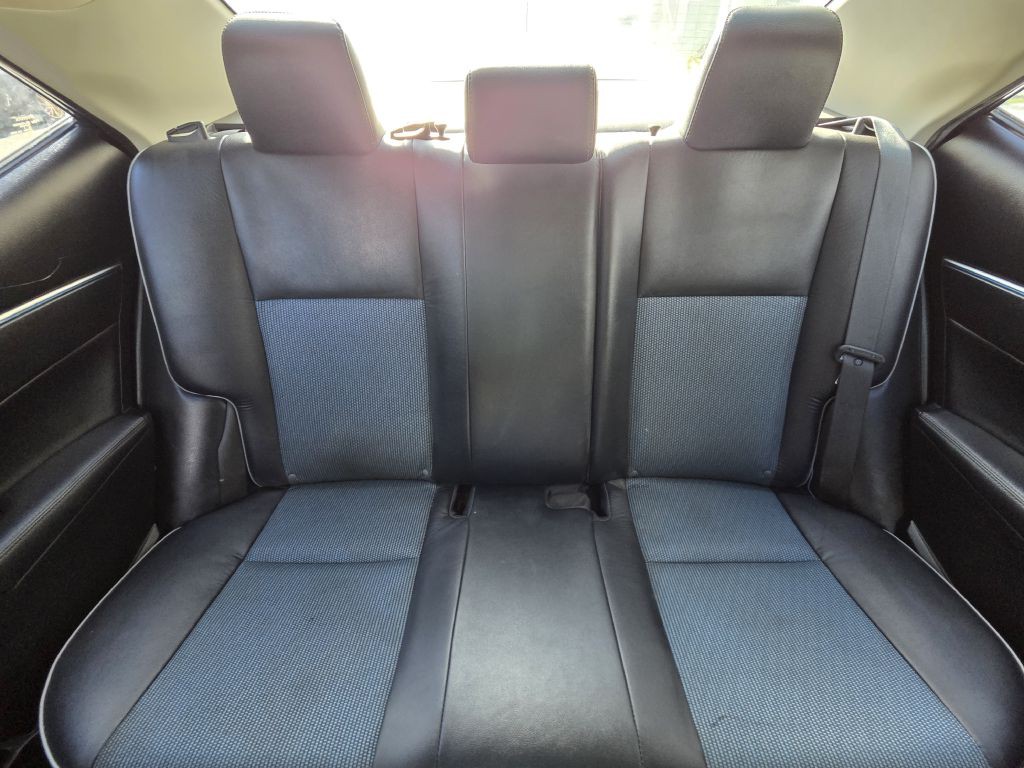 2014 Toyota Corolla Image 29