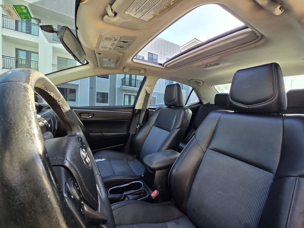 2014 Toyota Corolla Image 32