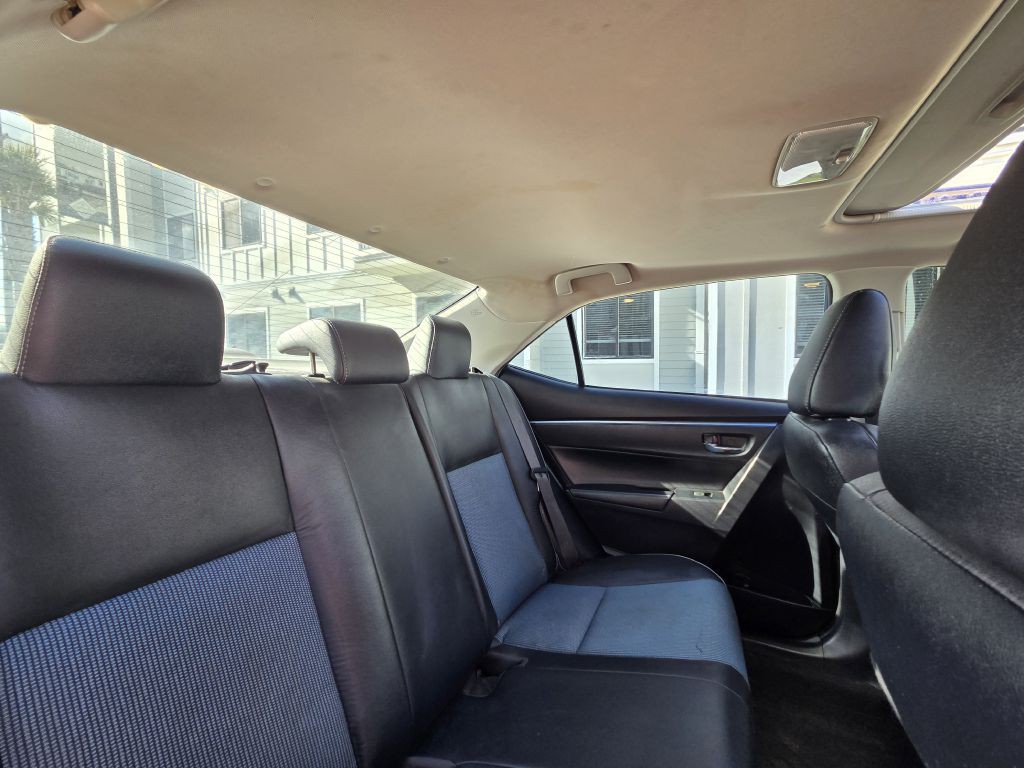 2014 Toyota Corolla Image 38