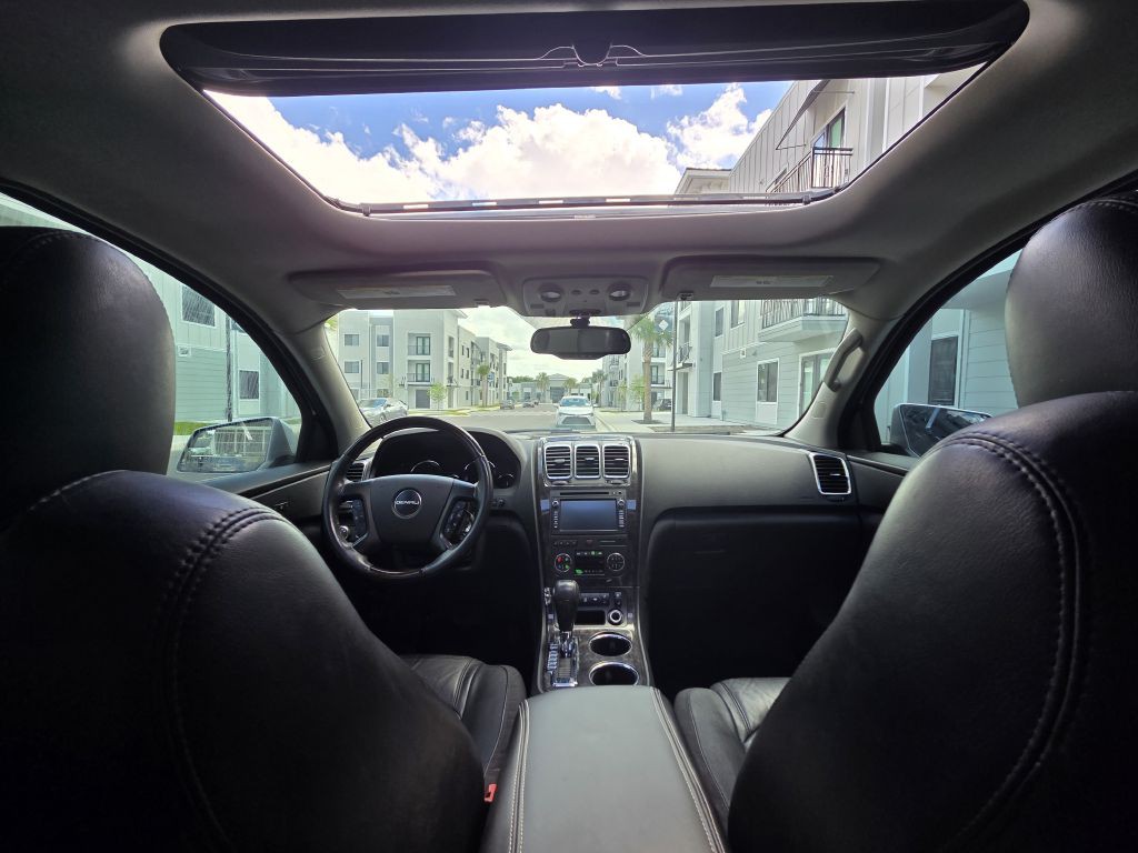 2012 GMC Acadia Image 16