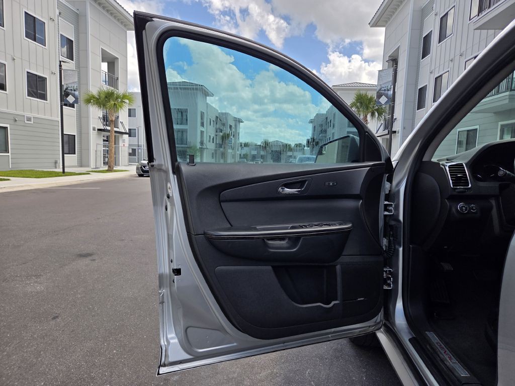 2012 GMC Acadia Image 37