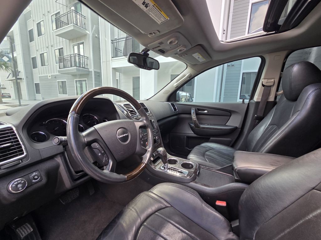 2012 GMC Acadia Image 38