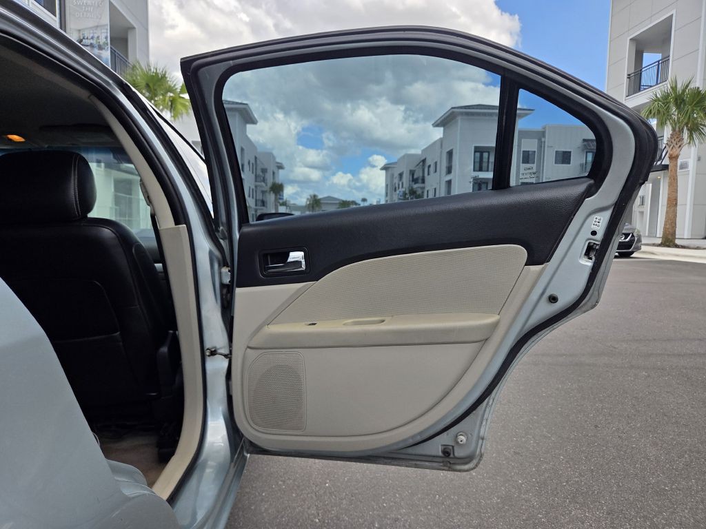 2007 Mercury Milan Image 34