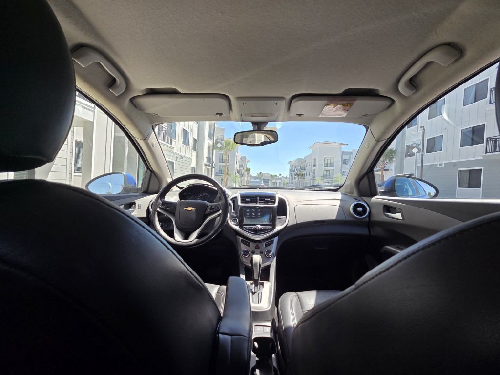 2017 Chevrolet Sonic Image 17