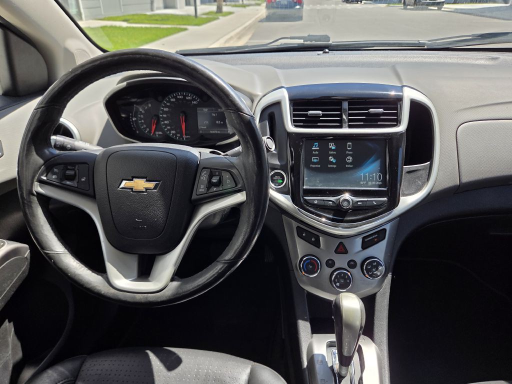 2017 Chevrolet Sonic Image 21