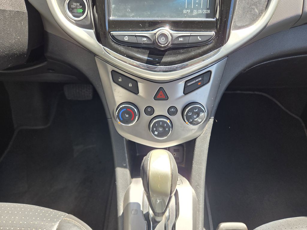 2017 Chevrolet Sonic Image 25