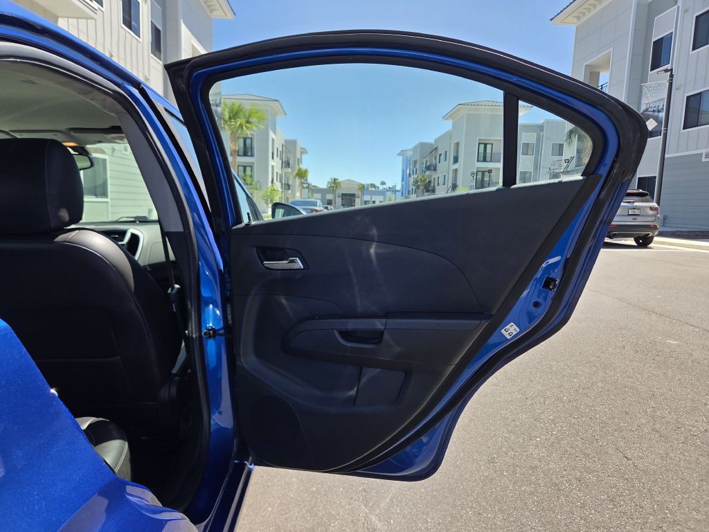 2017 Chevrolet Sonic Image 37