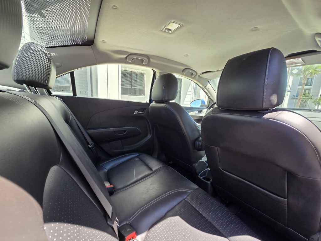 2017 Chevrolet Sonic Image 38