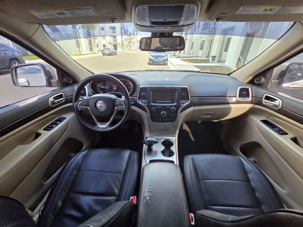 2014 Jeep Grand Cherokee Image 17