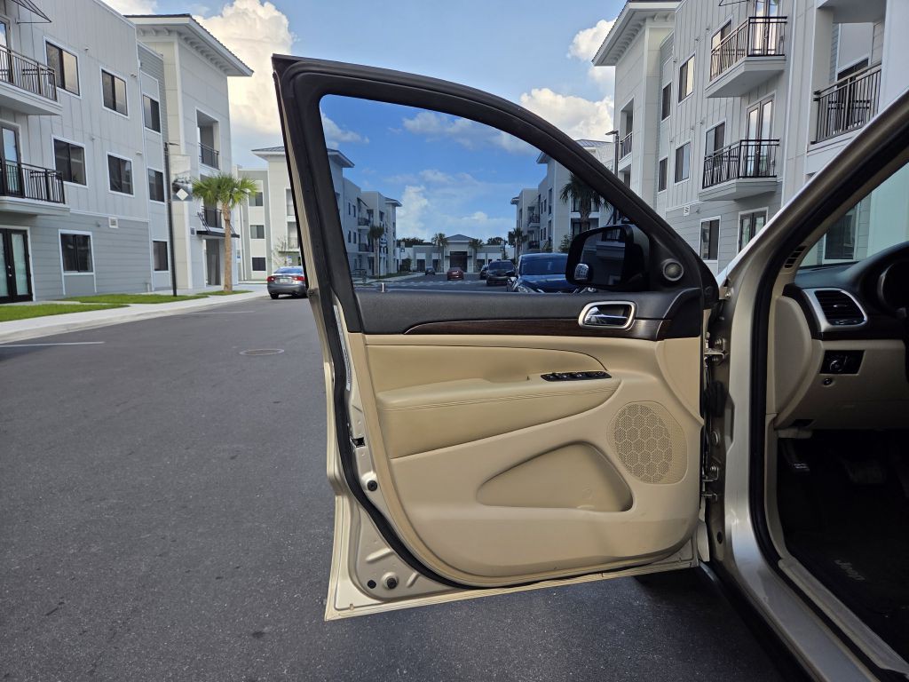 2014 Jeep Grand Cherokee Image 30