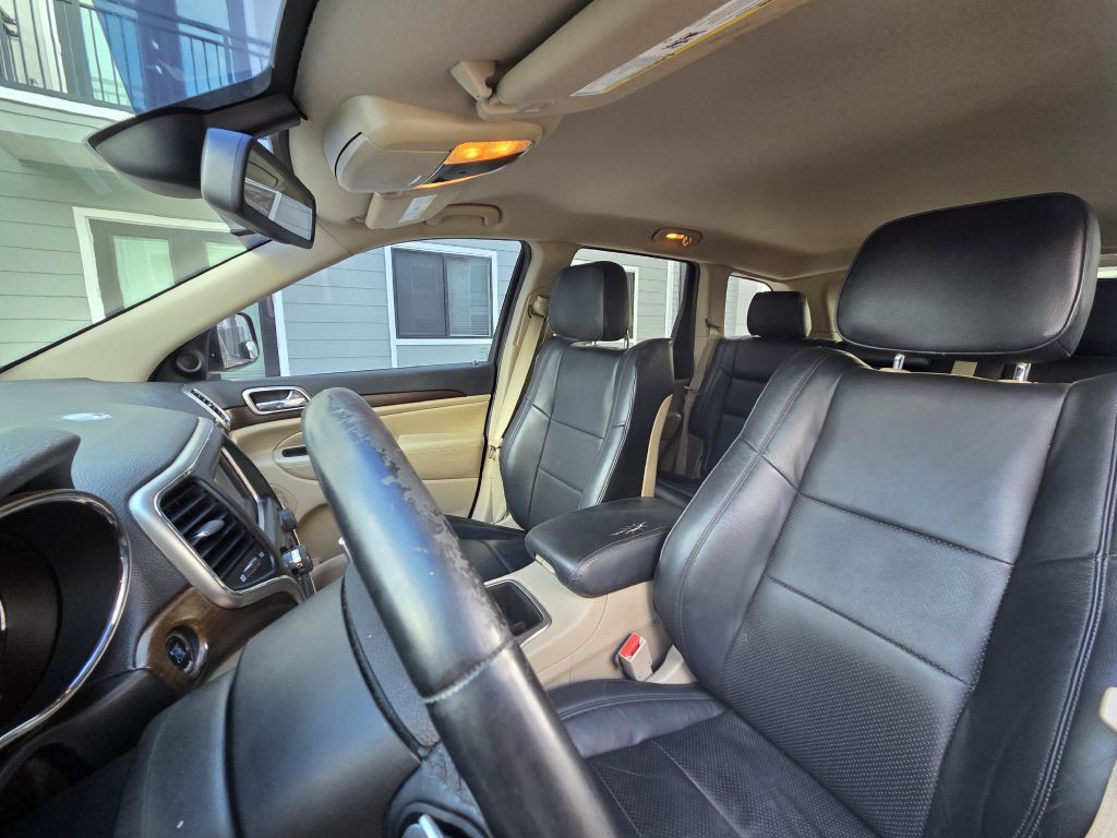 2014 Jeep Grand Cherokee Image 32