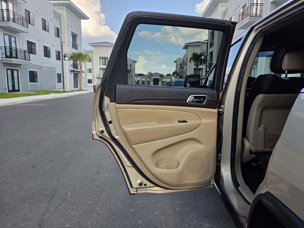 2014 Jeep Grand Cherokee Image 33