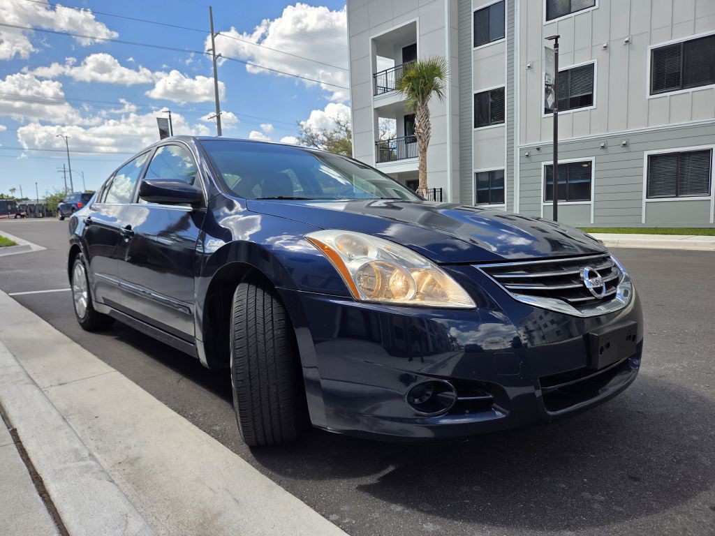 2012 Nissan Altima Image 4
