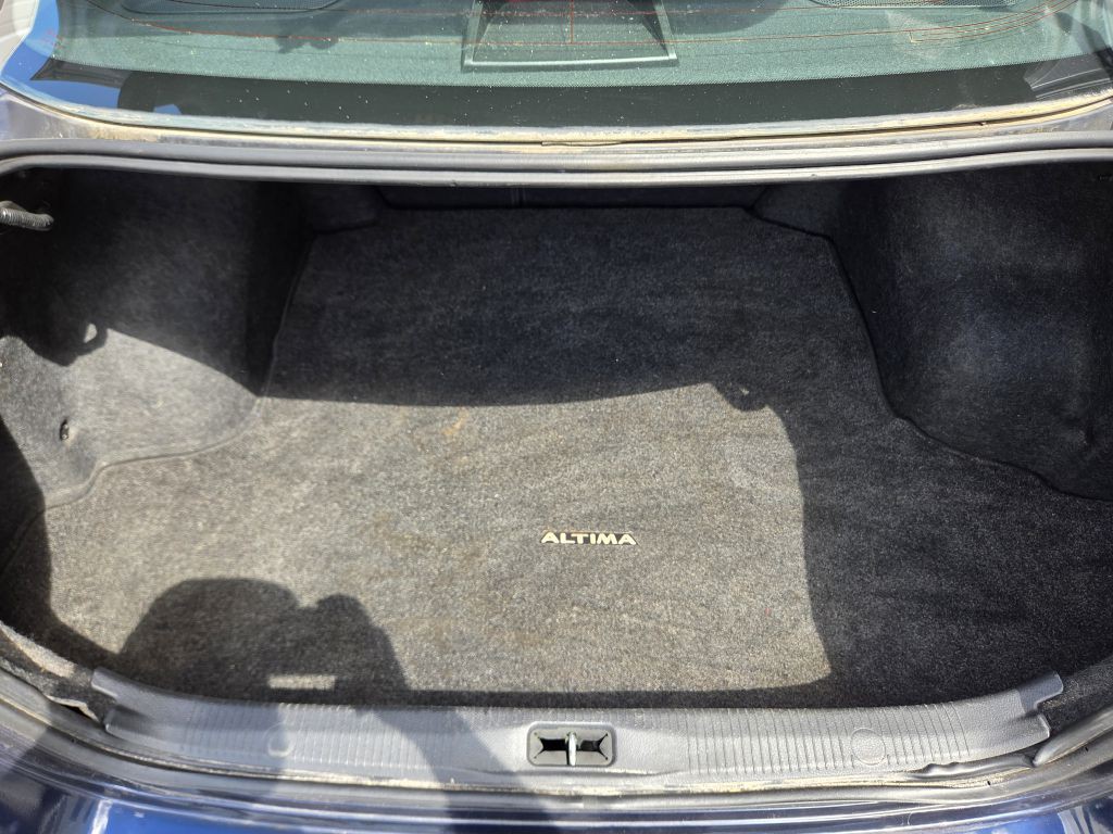 2012 Nissan Altima Image 12