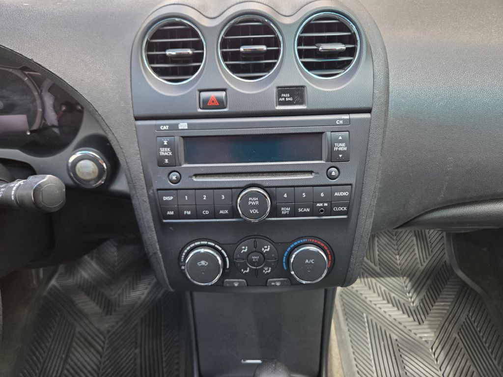 2012 Nissan Altima Image 22