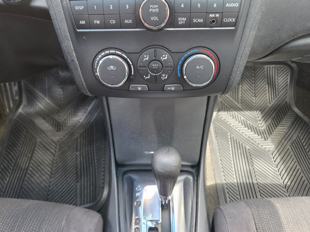 2012 Nissan Altima Image 23
