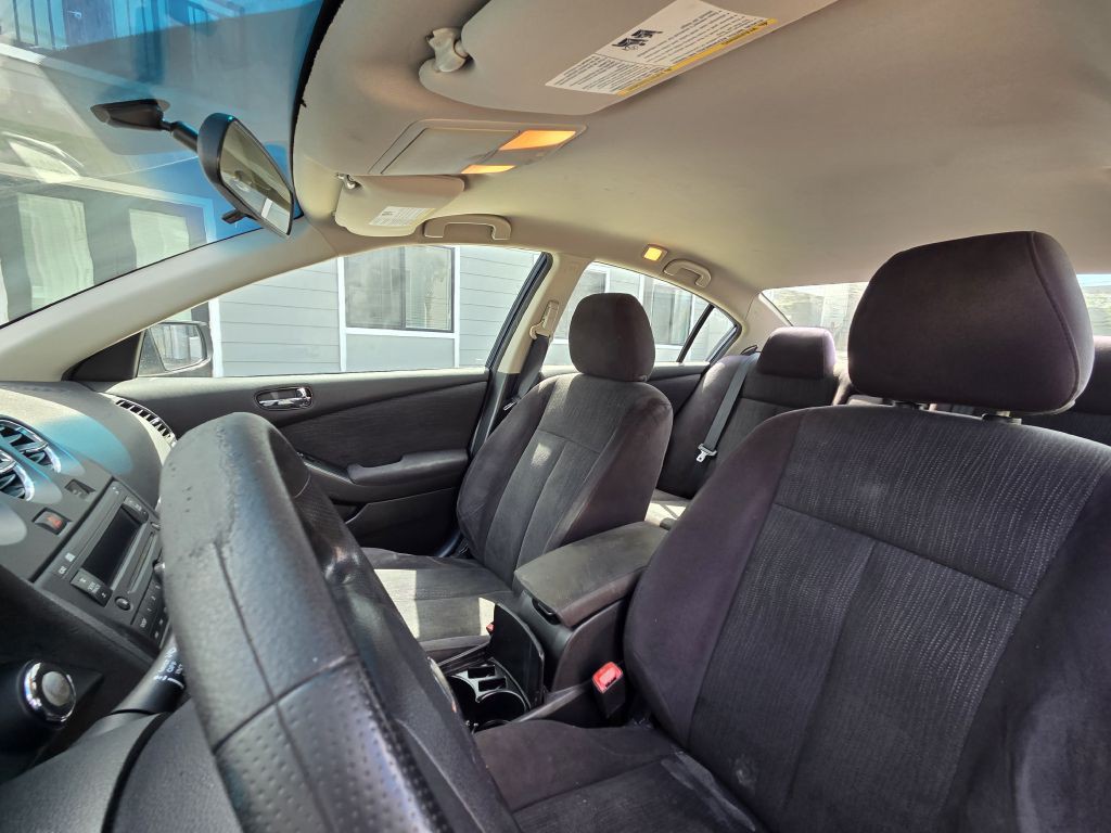 2012 Nissan Altima Image 33