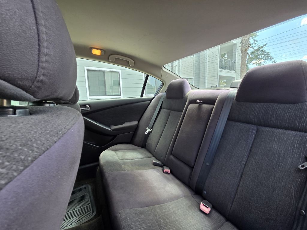 2012 Nissan Altima Image 36