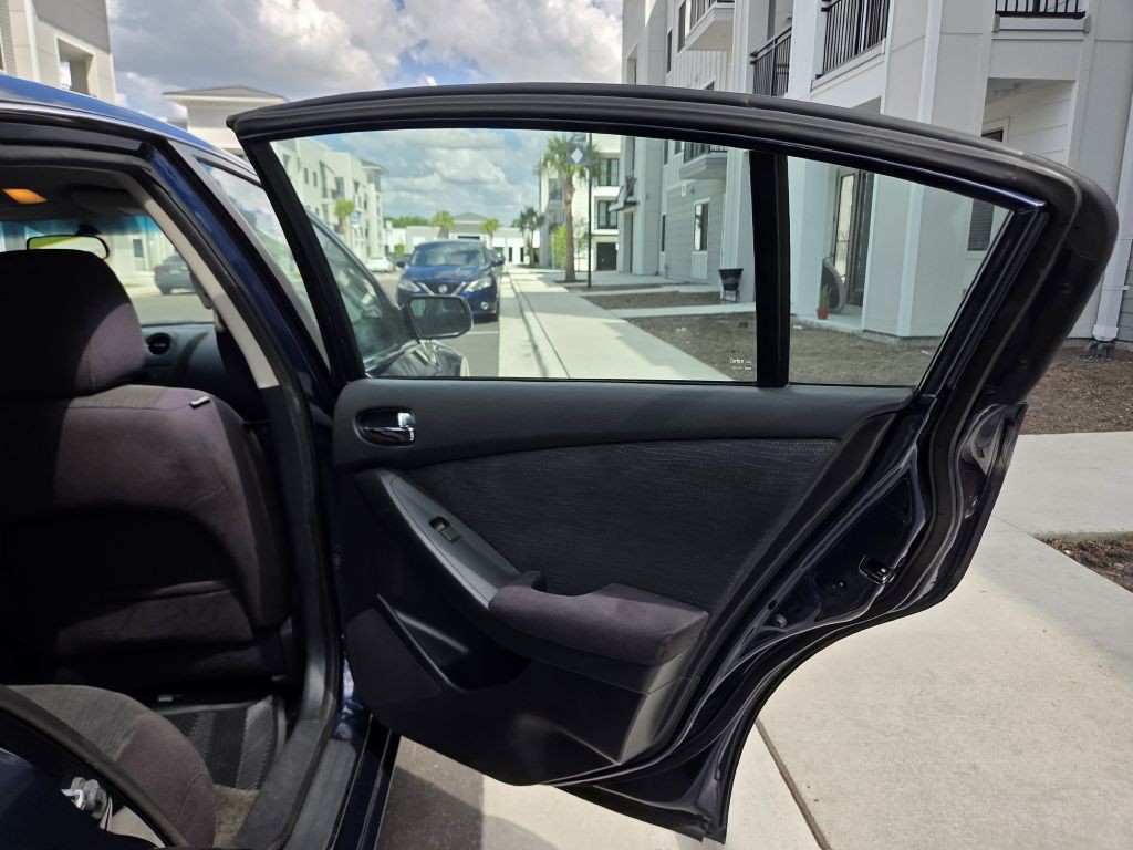 2012 Nissan Altima Image 37