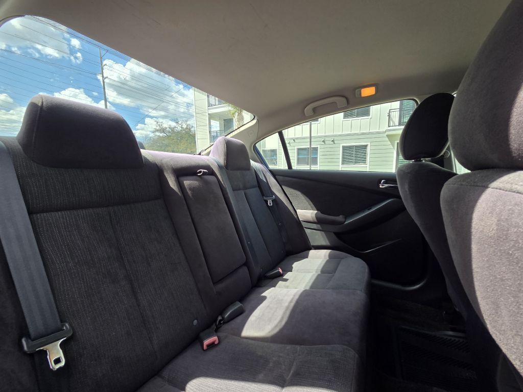 2012 Nissan Altima Image 39
