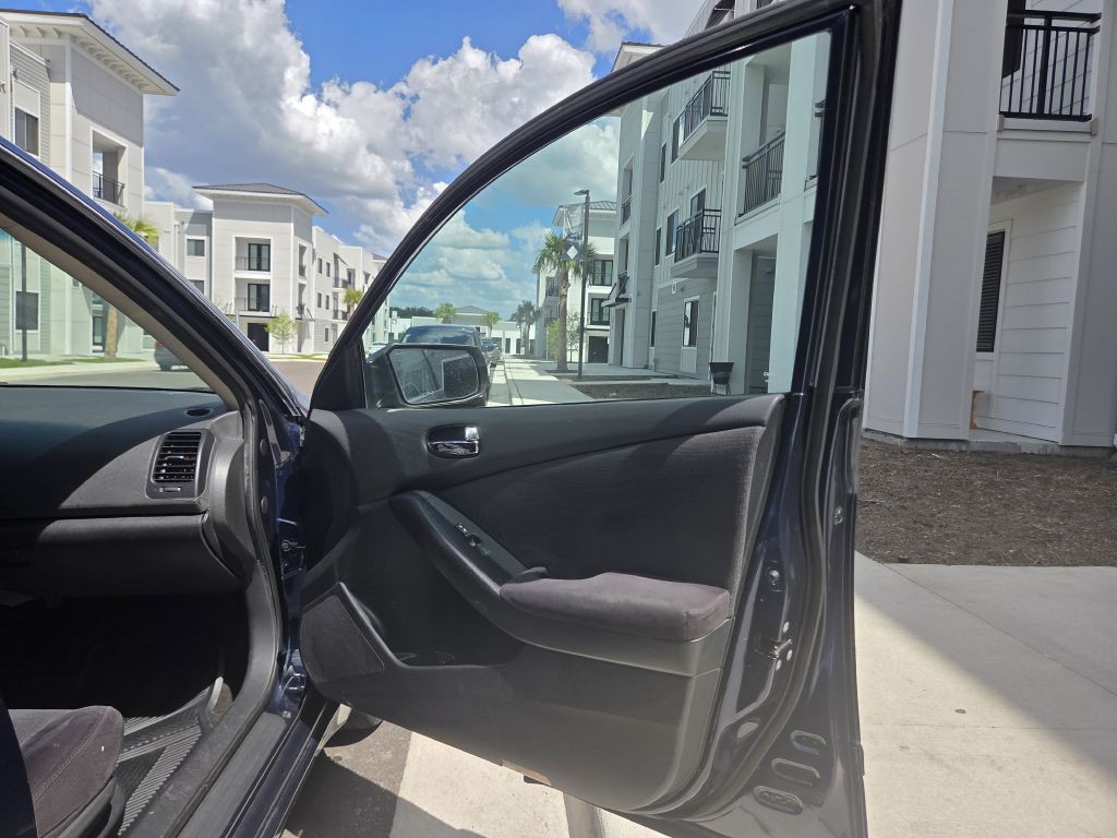 2012 Nissan Altima Image 40