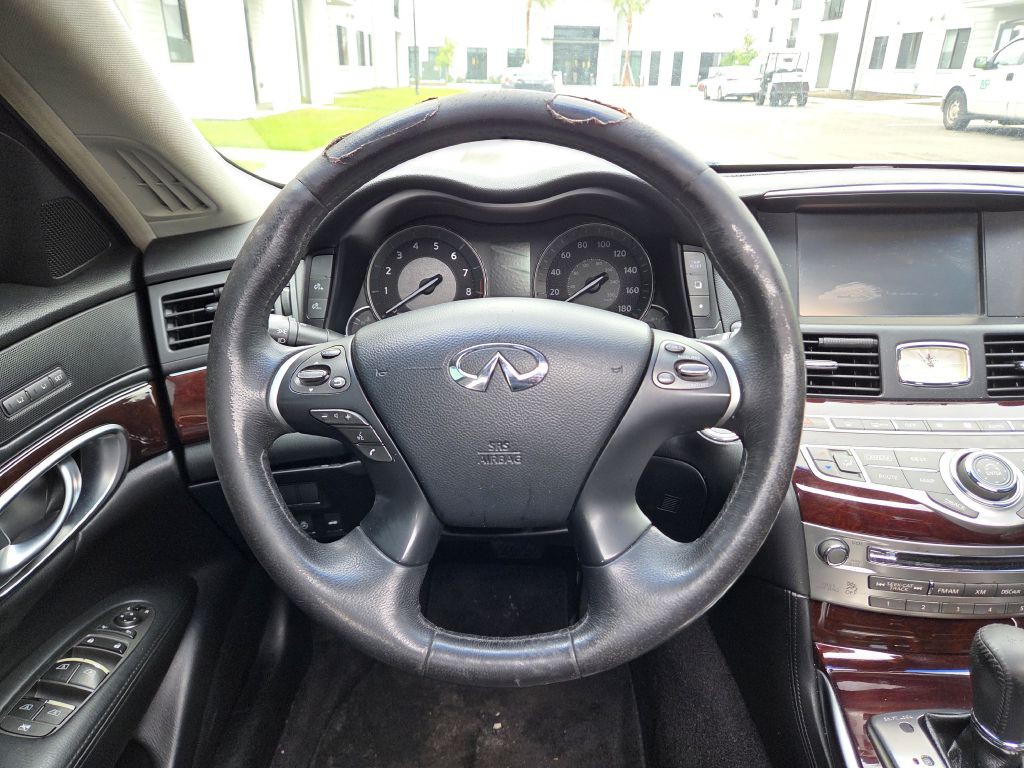 2015 INFINITI Q70 Image 29