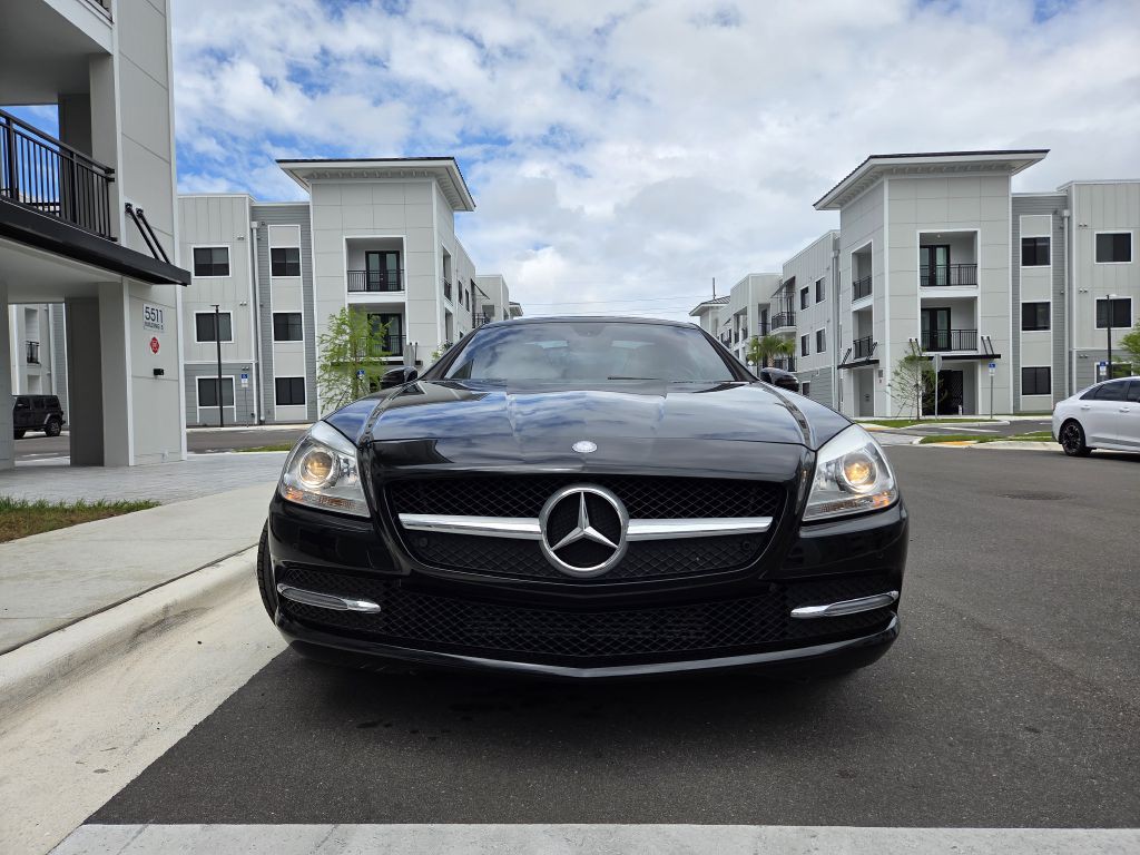 2015 Mercedes-Benz SLK-Class Image 3