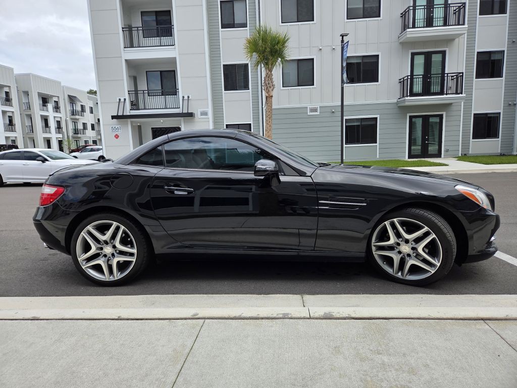 2015 Mercedes-Benz SLK-Class Image 8