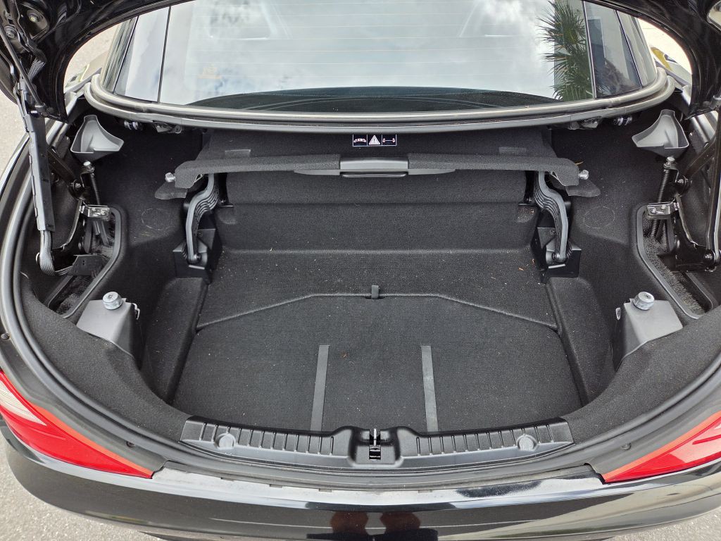 2015 Mercedes-Benz SLK-Class Image 24