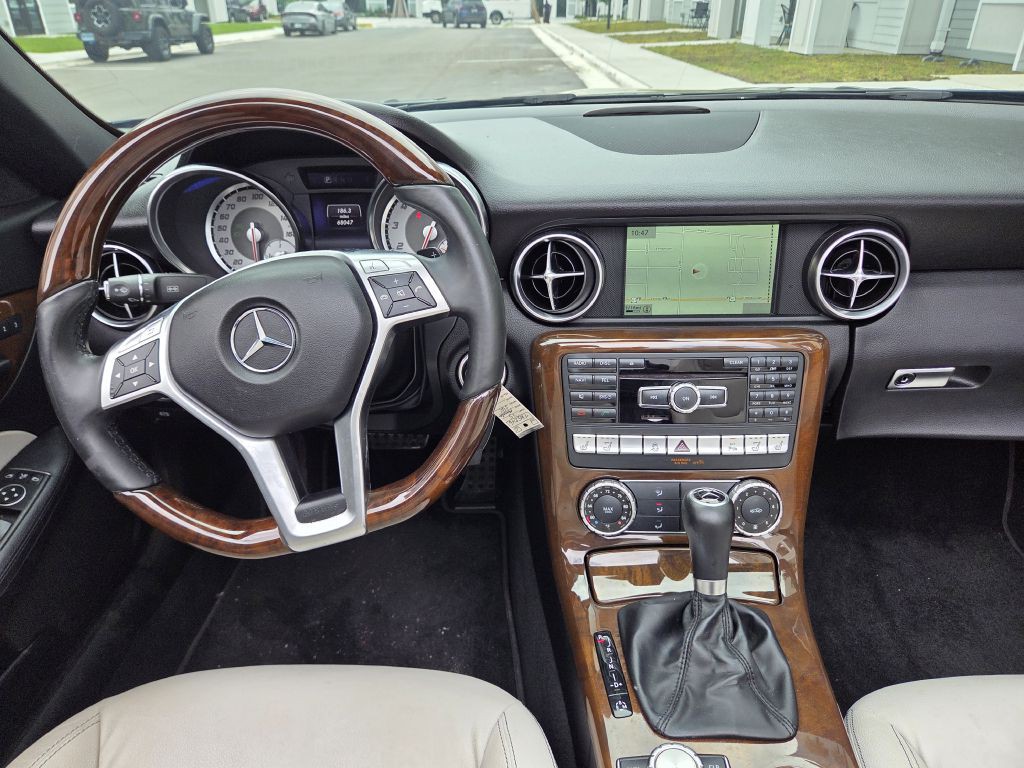 2015 Mercedes-Benz SLK-Class Image 38