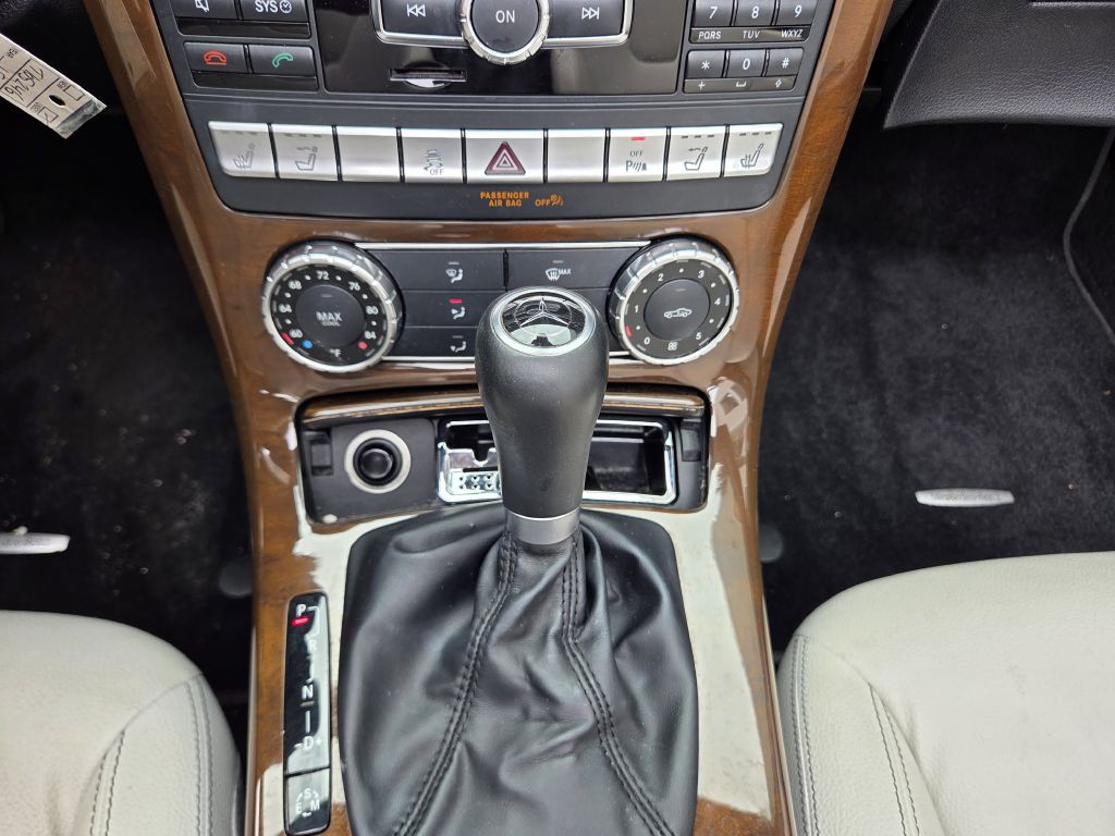 2015 Mercedes-Benz SLK-Class Image 42
