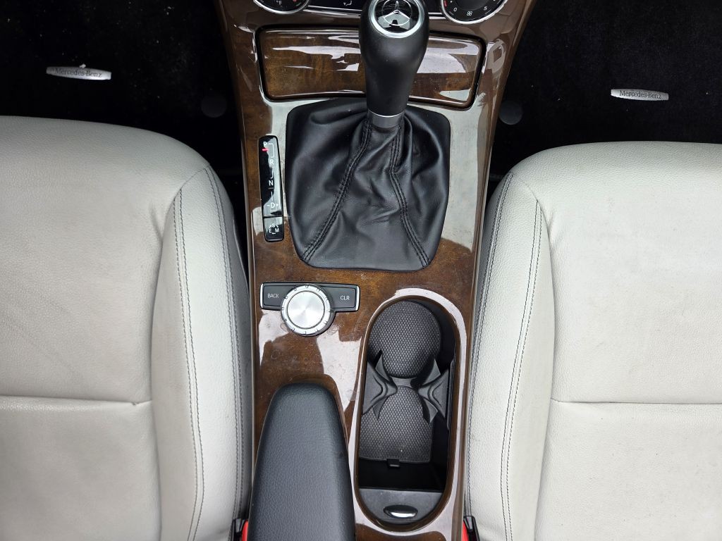 2015 Mercedes-Benz SLK-Class Image 43