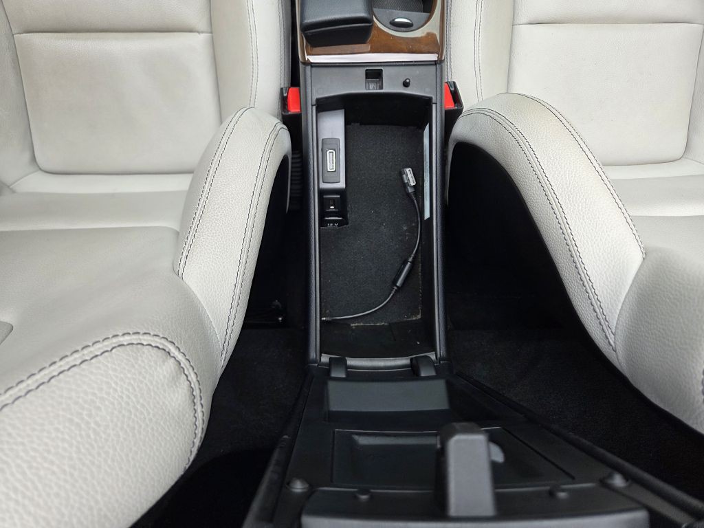 2015 Mercedes-Benz SLK-Class Image 47